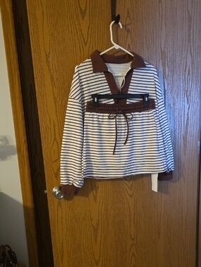 Striped Long Sleeve Top with Contrast Collar Skort Set Ptp 23, W 14 To 17 L 15